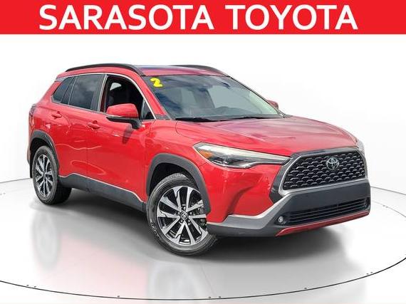 TOYOTA COROLLA CROSS 2022 7MUDAABG2NV013759 image